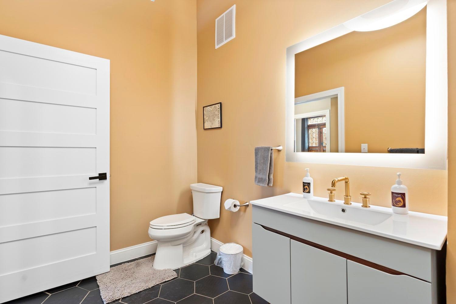 King Sleep10 5bed 4br 2ba Swepson Icon Apartment