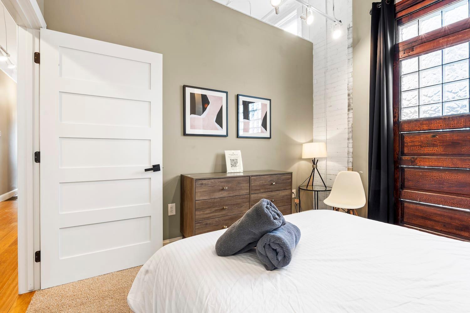 King Sleep10 5bed 4br 2ba Swepson Icon Apartment